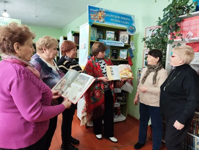 Лопатинская библиотека-филиал