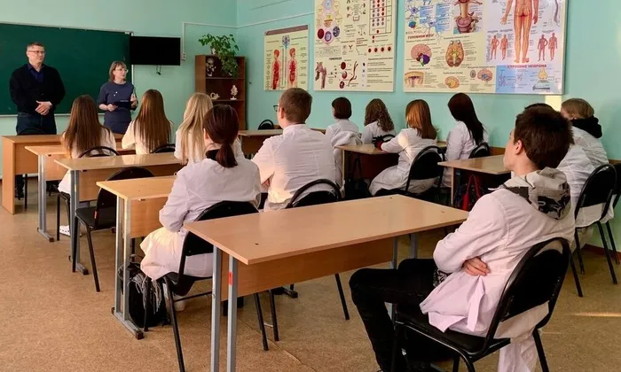 GYGC3x4m7F24K-vYgsSuNh_jJJ2pTJnAxrcWoPIHe_Sg6jC8iIPFzK3PHiYJdUgjSntgsF3CEhwJ3feFQ97dmQdL