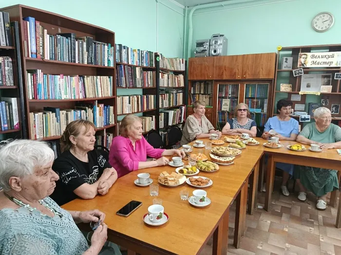 Заседание клуба цветоводов-любителей "Глория"