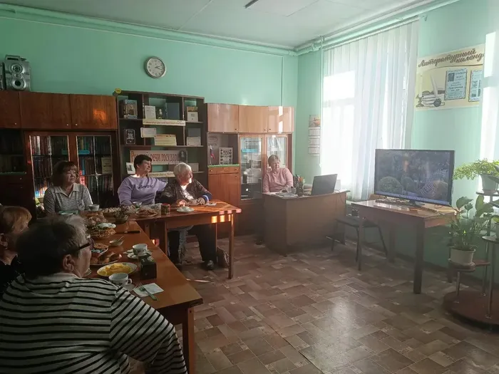 Заседание клуба цветоводов-любителей "Глория"